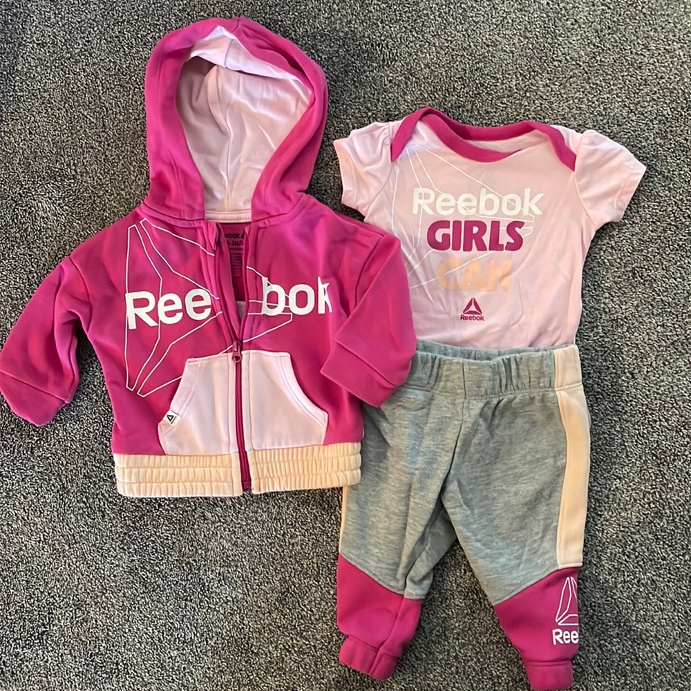 Reebok Infant girl outfit